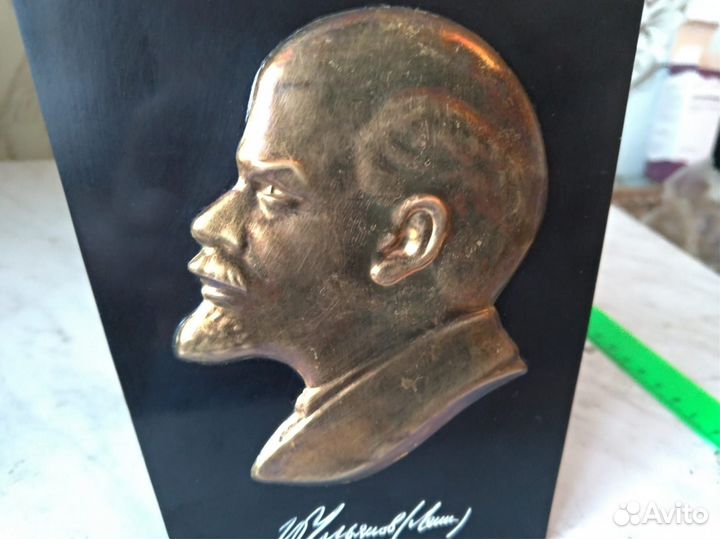 Настольная плакетка СССР 