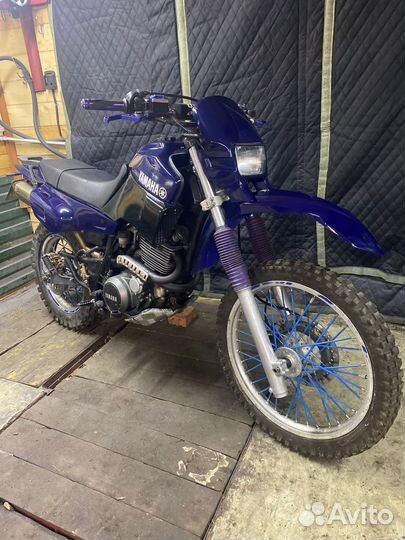 Yamaha XT400 Artesia