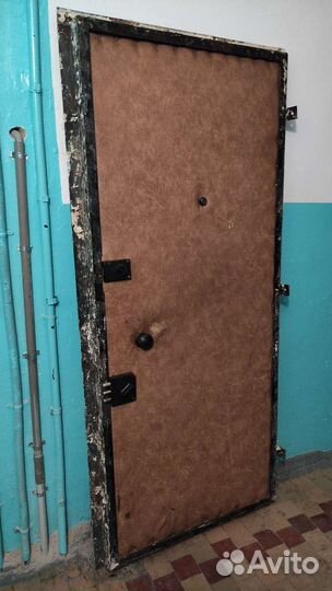 Дверь входные и межкомнатные б/у