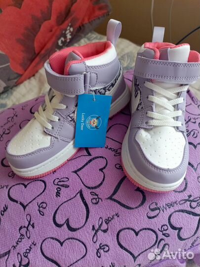 Кроссовки для девочки 29 размер новые 2 пары