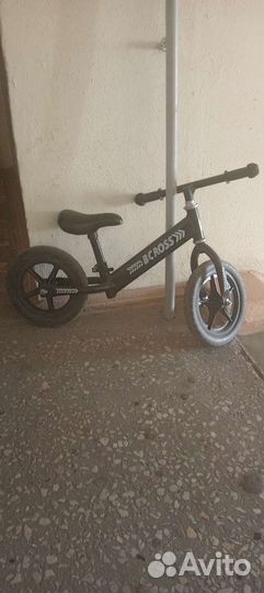 Детские беговелы б/у
