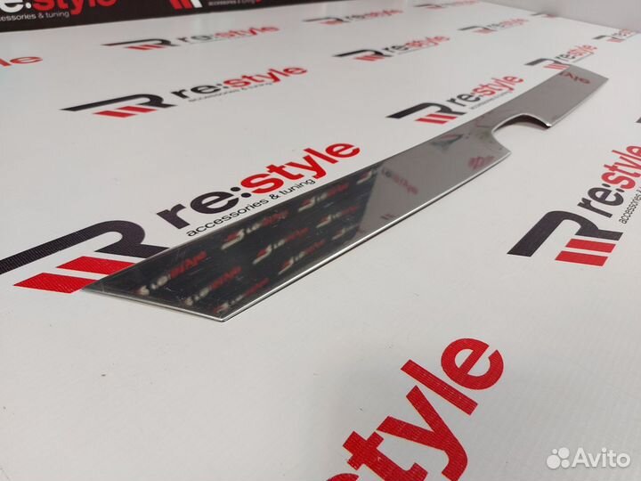 Накладка на 5-ю дверь Honda Freed с16г Хром Качест