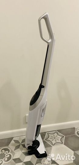 Пылесос беспроводной Bosch Flexxo Serie 4