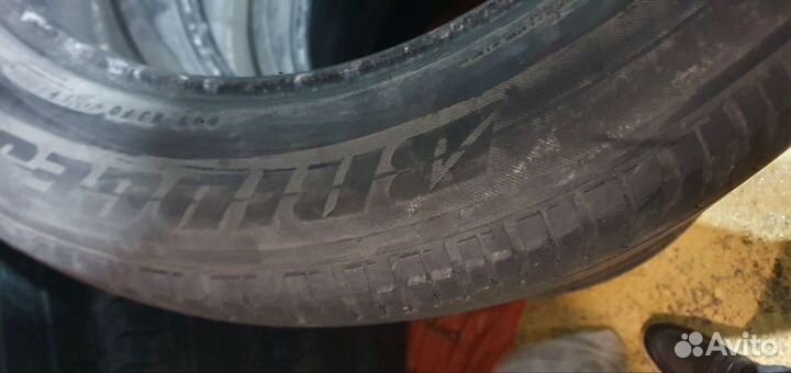 Bridgestone Alenza 001 235/55 R19