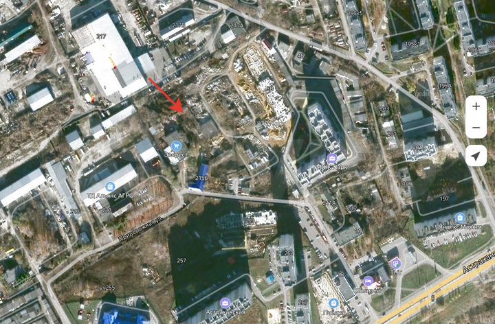 Гараж, > 30 м²