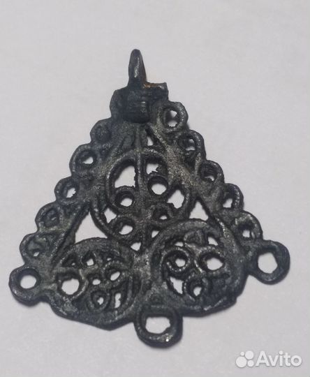 Треугольная языческая привеска «Древо жизни» R8