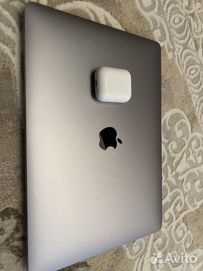 Apple MacBook air 13 2020 m1 8gb 256