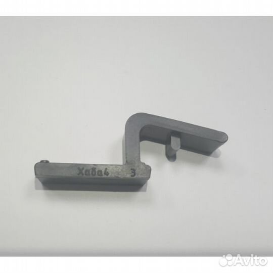 Фиксатор откосов для пластиковых окон хаба-4