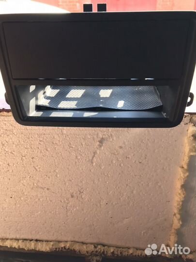 Блок для музыки на шкоду рапид