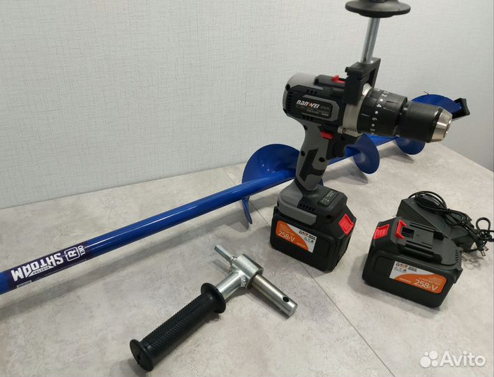 Ледобур Nanwei 150Nm 2 Акб 6Ah + Шнек Тонар 130мм