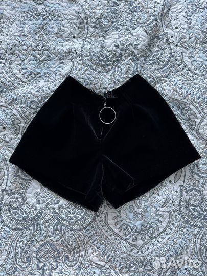 Шорты бархатные s