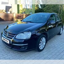 Volkswagen Jetta 1.6 MT, 2008, 235 000 км, с пробегом, цена 745 000 руб.