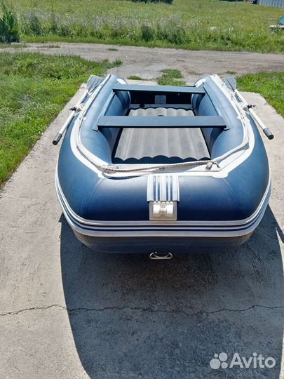 Надувная лодка