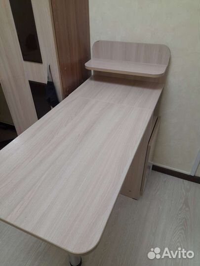 Складной стол для маникюра