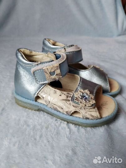 Сандали для девочки Котофей 23 р