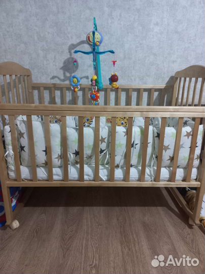 Кроватка детская