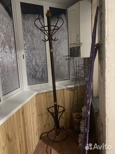 Вешалка напольная