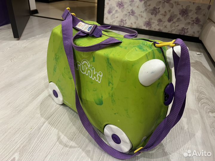 Детский чемодан trunki