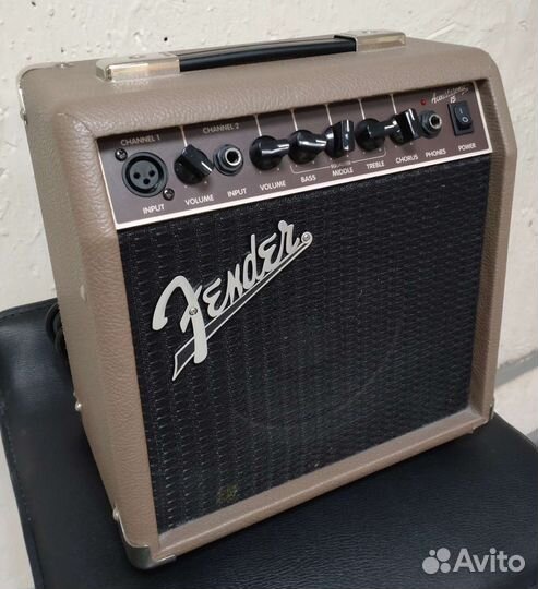 Комбоусилитель для акустической гитары