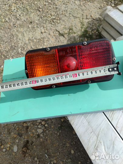 Фары задние