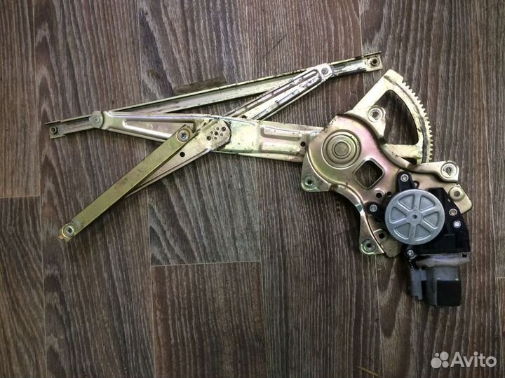 Стеклоподъёмник передний правый GW Hover M4