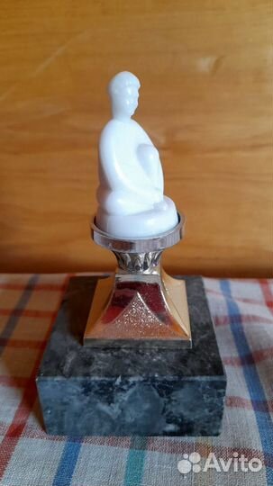 Статуэтки наградные. Собака Фу