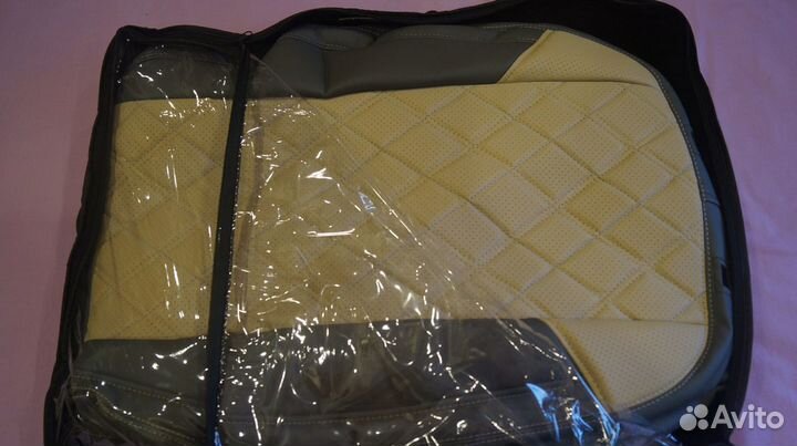 Чехлы для сидений на Дастер