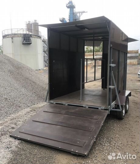 Коневоз двухместный