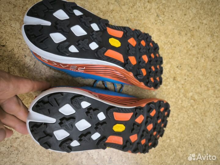 Продам кроссовки merrell agility peak 5