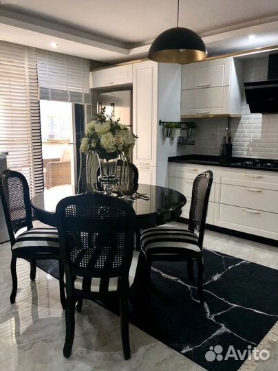 Дизайнер интерьера