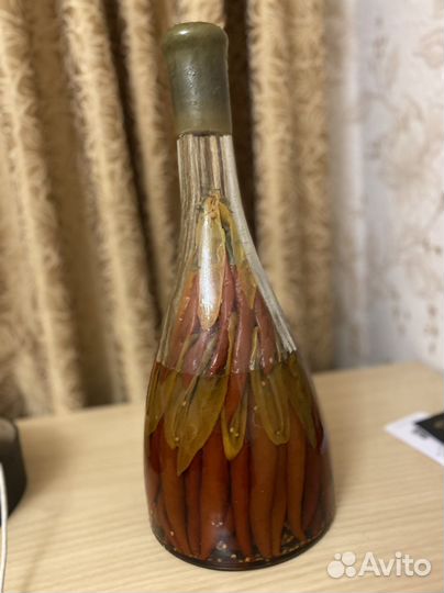 Бутылка с перцем