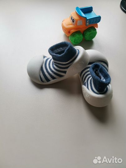 Носочки детские на резиновой подошве