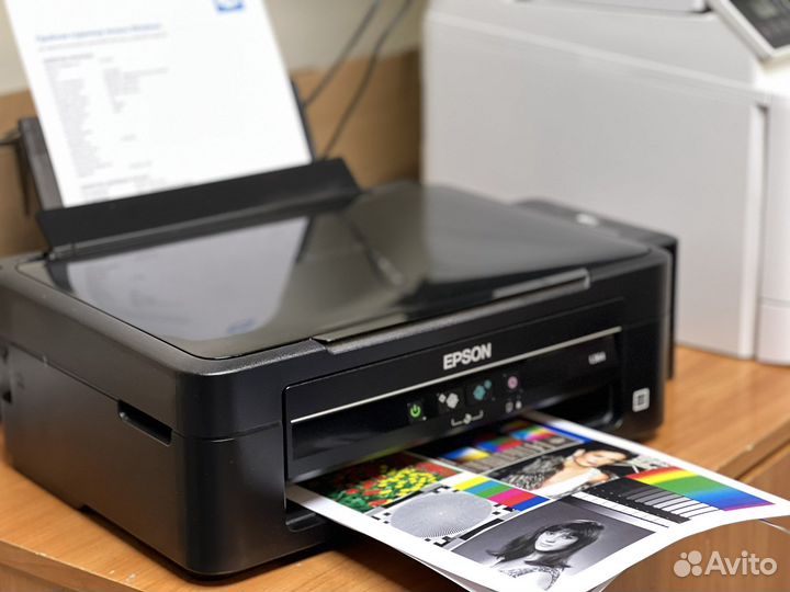 Цветной мфу epson L364 пробег 1000 листов