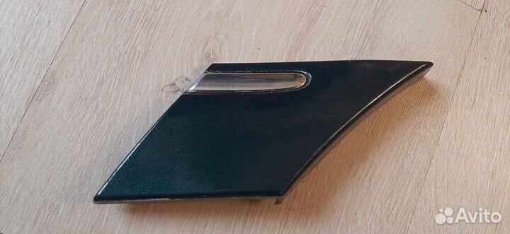 Молдинг заднего крыла левый Mercedes C-Class W203