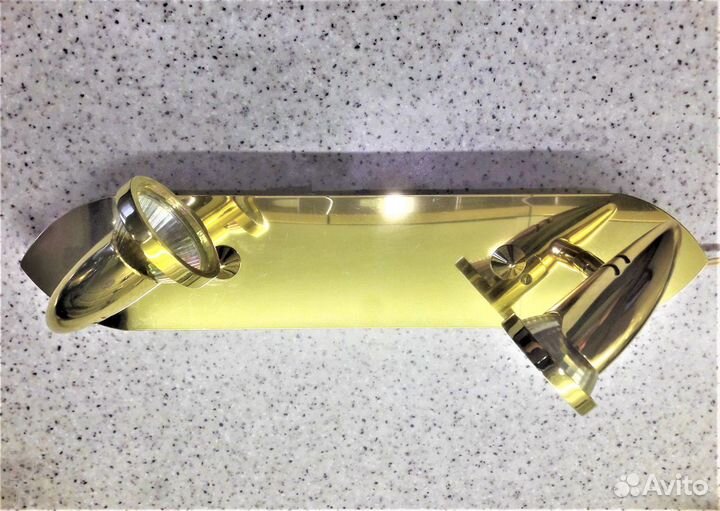 Светильник настенный-спот