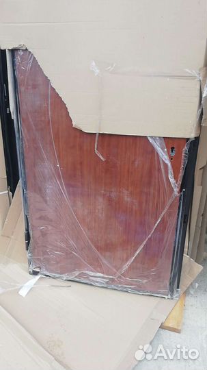 Дверь входная металлическая новая