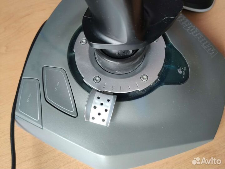 Джойстик Logitech WingMan attack2