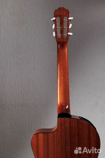 Классические гитары takamine GC5CE NAT