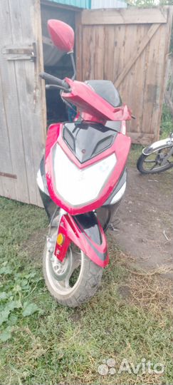Продам скутер 72куб