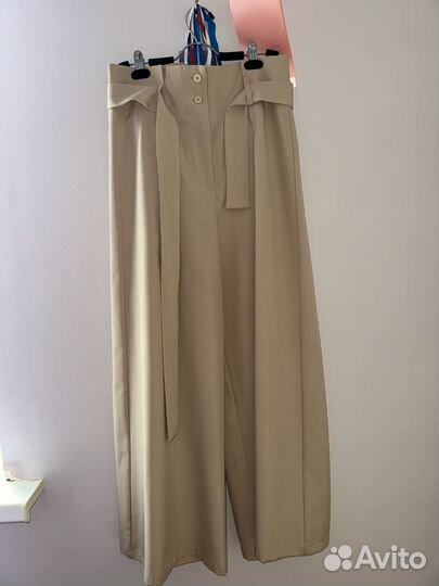 Брюки бежевые Снежная Королева