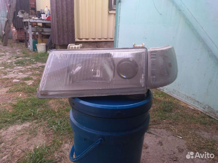 Фара левая 2110