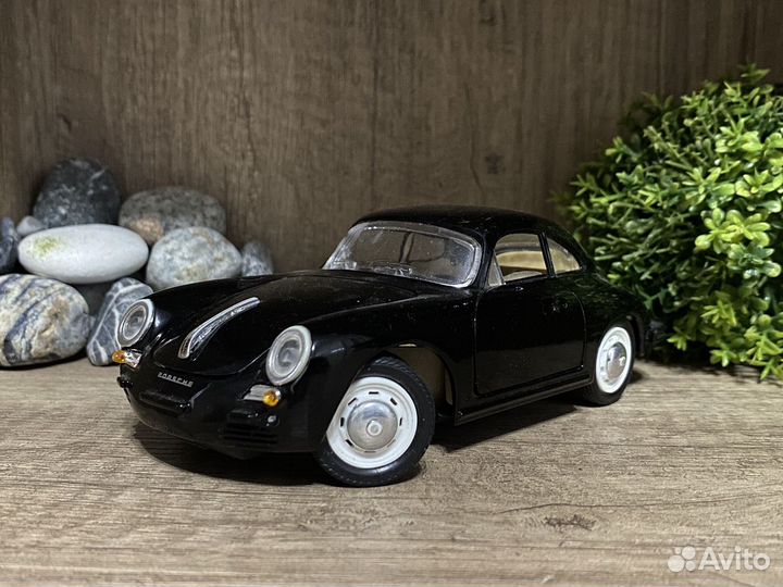 Модель автомобиля Porshe 356