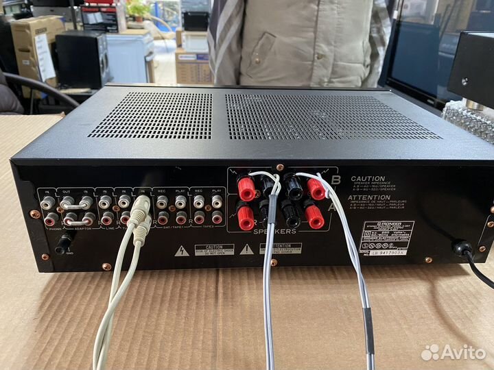 Усилитель Pioneer A-337 япония,год выпуска 1990
