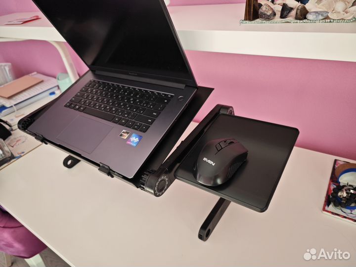 Подставка для ноутбука с охлаждающим вентилятором