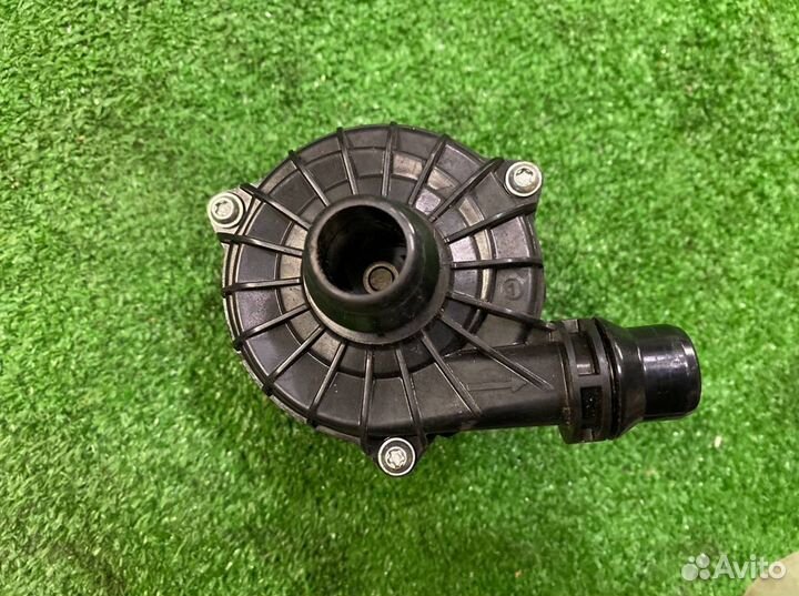 Насос ож Mercedes-Benz Gls-Class X166