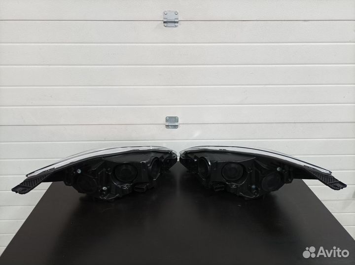 Фара левая правая Ford Focus 3 2011