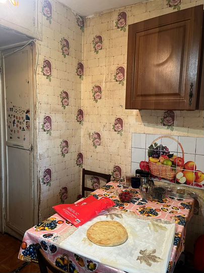 2-к. квартира, 46 м², 1/4 эт.