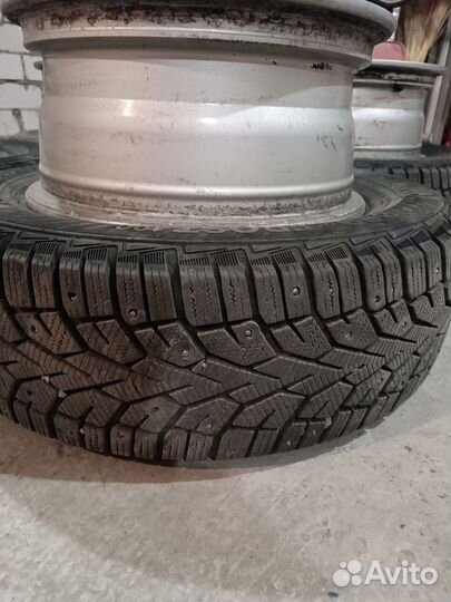 Колеса в сборе r15 зимние 5/100, 5/114.3