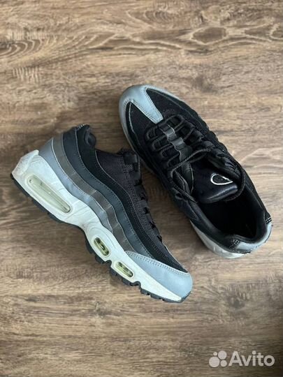 Кроссовки мужские Nike air max 95 essential