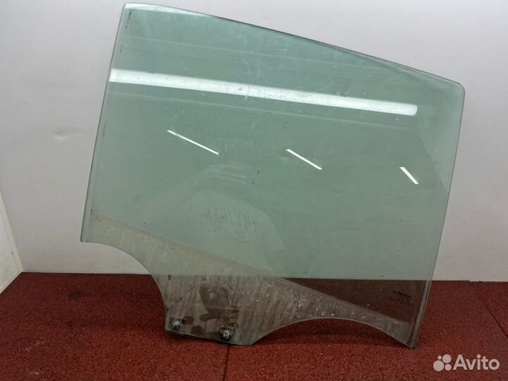 Стекло двери заднее правое Renault Logan 2 L8